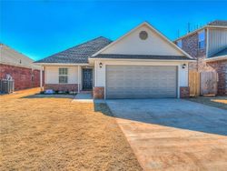 Pre-foreclosure in  WINDGATE WEST RD Oklahoma City, OK 73179