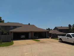 Pre-foreclosure in  GREENLEA CHASE W Oklahoma City, OK 73170