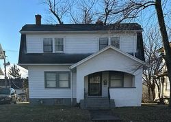 Pre-foreclosure in  CAMBRIDGE AVE Dayton, OH 45402