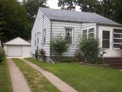 Pre-foreclosure in  DEANE DR Toledo, OH 43613