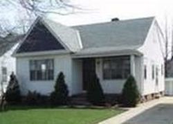 Pre-foreclosure in  GROVEWOOD AVE Cleveland, OH 44134