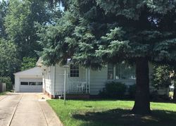 Pre-foreclosure in  SUMMIT AVE Maple Heights, OH 44137