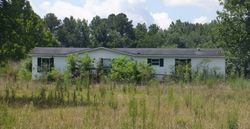 Pre-foreclosure in  DIXON RD Grimesland, NC 27837