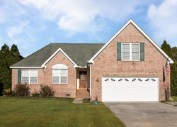 Pre-foreclosure in  PELICAN DR New Bern, NC 28560