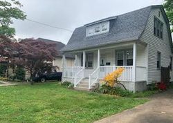 Pre-foreclosure in  W CHARLES ST Palmyra, NJ 08065