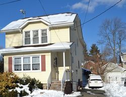 Pre-foreclosure Listing in LENOX AVE MAYWOOD, NJ 07607
