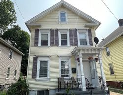 Pre-foreclosure in  POPLAR ST New Haven, CT 06513