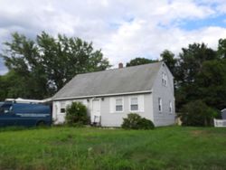 Pre-foreclosure in  WOODGATE CT Manchester, NH 03103