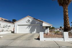 Pre-foreclosure in  WHITE SWAN CIR Las Vegas, NV 89108