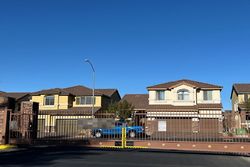 Pre-foreclosure in  JESSICA GROVE ST Henderson, NV 89015