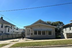 Pre-foreclosure in  S 8TH ST Omaha, NE 68108