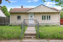 Pre-foreclosure in  FARRINGTON ST Saint Paul, MN 55117