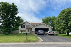 Pre-foreclosure in  DOGWOOD ST SW Isanti, MN 55040