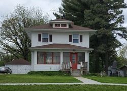 Pre-foreclosure in  RED WING AVE Kenyon, MN 55946