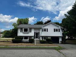 Pre-foreclosure in  CASSIDY DR Woburn, MA 01801