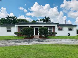 Pre-foreclosure in  NW 15TH ST Homestead, FL 33030