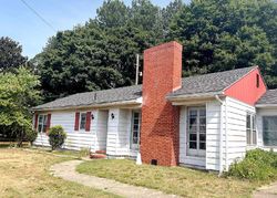 Pre-foreclosure in  CAMP RD Denton, MD 21629