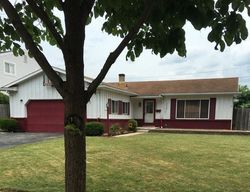 Pre-foreclosure in  ROLLAND DR Toledo, OH 43612