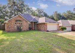 Pre-foreclosure in  LONG BRANCH CIR Shreveport, LA 71118