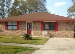 Pre-foreclosure in  DAVLIN AVE Baton Rouge, LA 70812