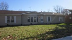 Pre-foreclosure in  DRIFTWOOD DR Hobart, IN 46342