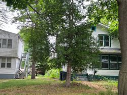 Pre-foreclosure in  EMMAUS AVE Zion, IL 60099