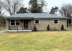 Pre-foreclosure in  BLUE LICK RD Louisville, KY 40229