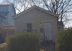 Pre-foreclosure in  W 9TH ST Covington, KY 41011