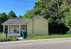 Pre-foreclosure in  W GUION ST Marshall, IN 47859