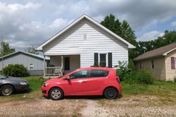 Pre-foreclosure in  SHELBY ST Vincennes, IN 47591