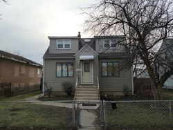 Pre-foreclosure in  S LONG AVE Chicago, IL 60638