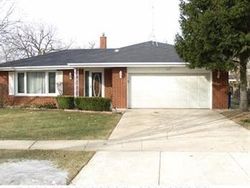 Pre-foreclosure in  E 171ST CT South Holland, IL 60473
