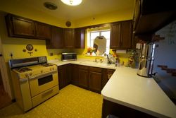 Pre-foreclosure in  ELMWOOD AVE Berwyn, IL 60402