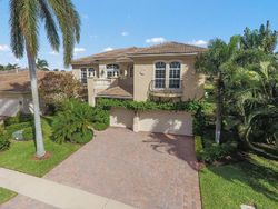 Pre-foreclosure in  LES JARDIN DR Palm Beach Gardens, FL 33410