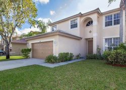 Pre-foreclosure in  SW 29TH ST Hollywood, FL 33029