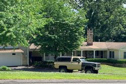 Pre-foreclosure in  HUNTINGTON RD Stratford, CT 06614