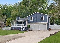 Pre-foreclosure in  SHARON DR Powder Springs, GA 30127