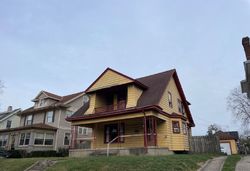 Pre-foreclosure in  STANLEY ST Middletown, OH 45044