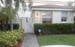Pre-foreclosure in  YELLOWHEART WAY Hollywood, FL 33019
