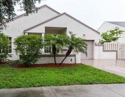 Pre-foreclosure in  SW 85TH AVE Hollywood, FL 33025