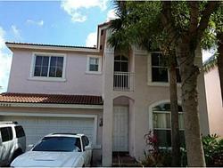 Pre-foreclosure in  NW 19TH CT Hollywood, FL 33024