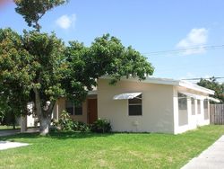 Pre-foreclosure in  NE 39TH ST Pompano Beach, FL 33064