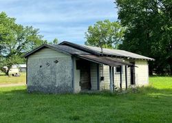 Pre-foreclosure Listing in W 9TH ST MULBERRY, AR 72947