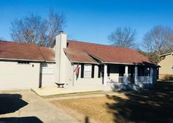 Pre-foreclosure in  ROLLINGWOOD DR Gadsden, AL 35907