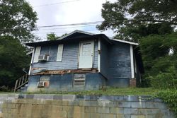 Pre-foreclosure in  N 36TH ST Gadsden, AL 35904