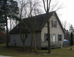 Pre-foreclosure in  GRANDVIEW DR Jerome, MI 49249