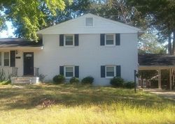 Pre-foreclosure in  GIFFORD LN Temple Hills, MD 20748