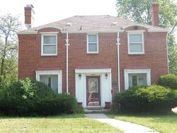 Pre-foreclosure in  E OUTER DR Detroit, MI 48224