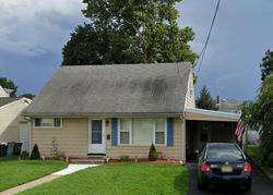 Pre-foreclosure Listing in COLONIAL AVE SADDLE BROOK, NJ 07663