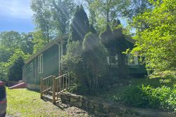 Pre-foreclosure Listing in RIDGELAND RD SOUTH SALEM, NY 10590